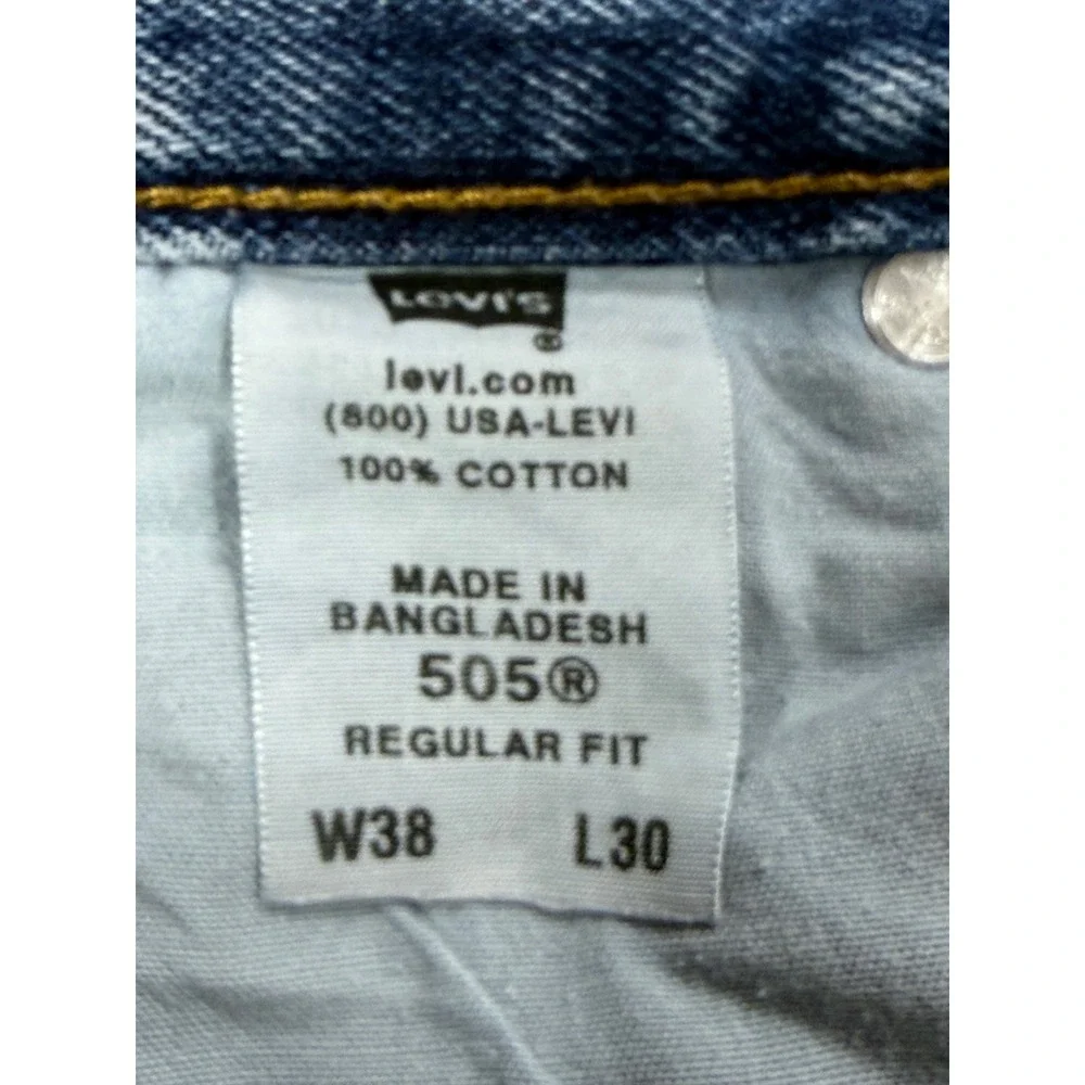 VTG Levis 505 Regular Fit Jeans Mens 38x30 Medium Wash Blue Straight Leg (CC19)